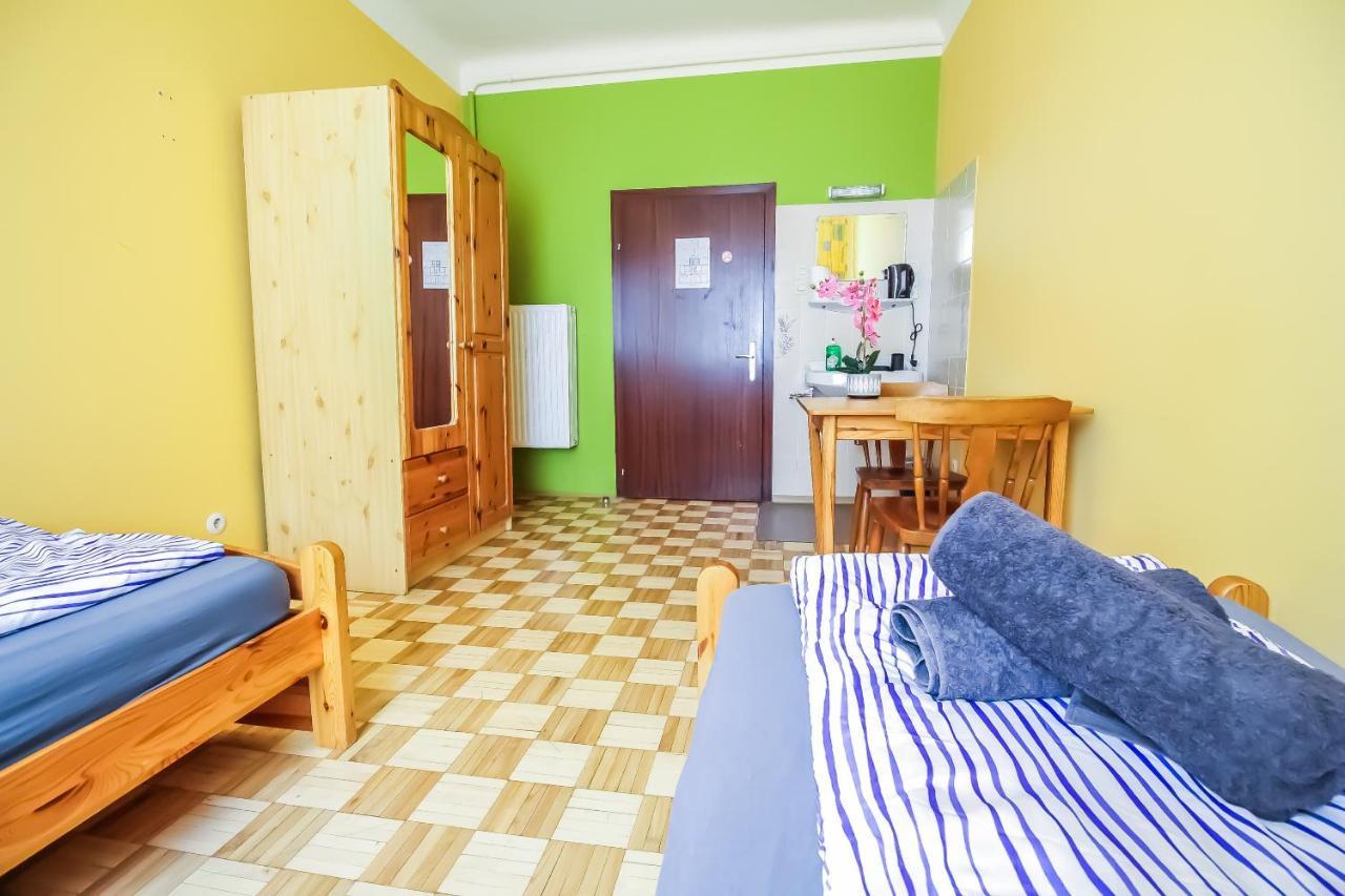 Economic 2Sb Apartment In Lively Area Vídeň Exteriér fotografie